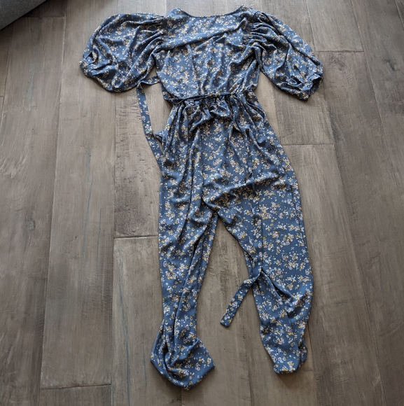 1. State Floral Jumpsuit Large - Picture 4 of 4